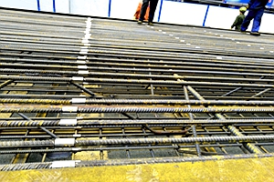 丽江深圳地铁2号线正式东西向轨道干线建成 推动深圳一体化